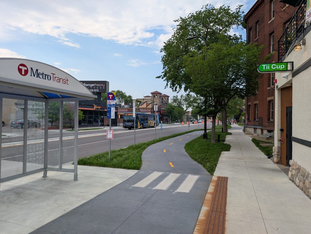 Metro Transit Stop close to 27th and Hennepin